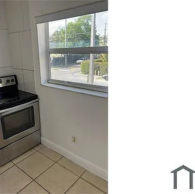 100 NE 78th St #12 — Photo 15