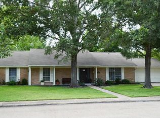 1611 Gunwale Rd, Houston, TX 77062