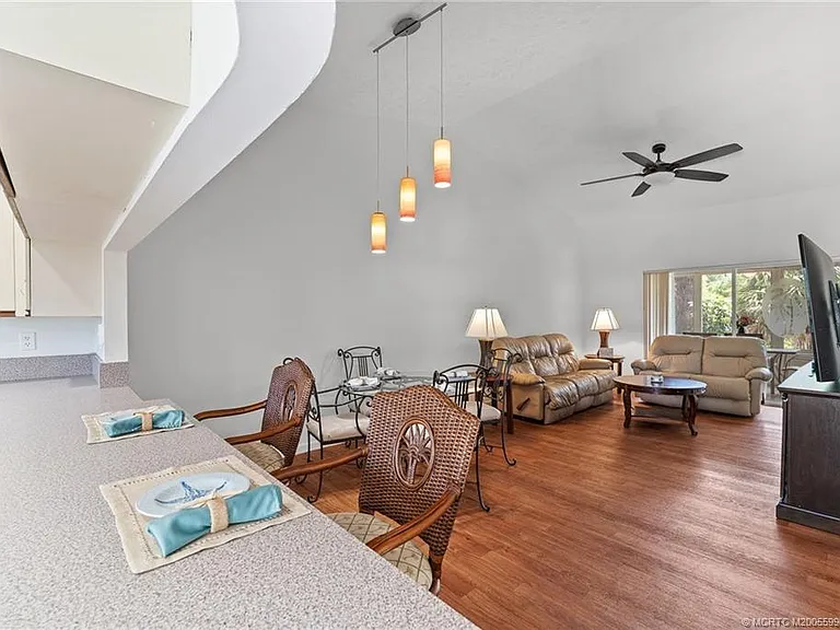 2950 SE Ocean Blvd #120-6 — Photo 4