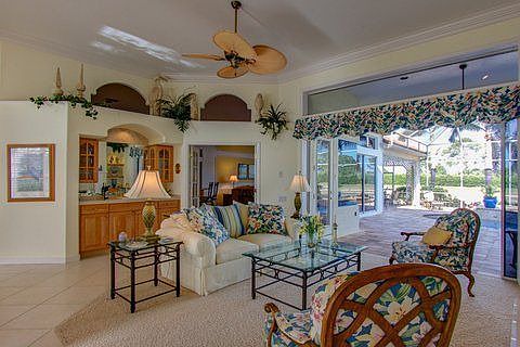 Living Room has wet bar and gas fireplace