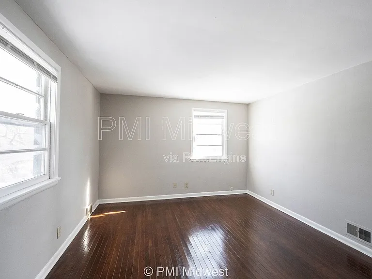 1859 W 60th St — Photo 23