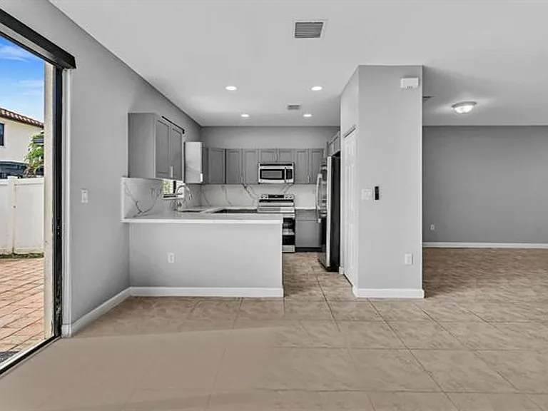 3320 W 90th St #Townhouse 3320 — Photo 19