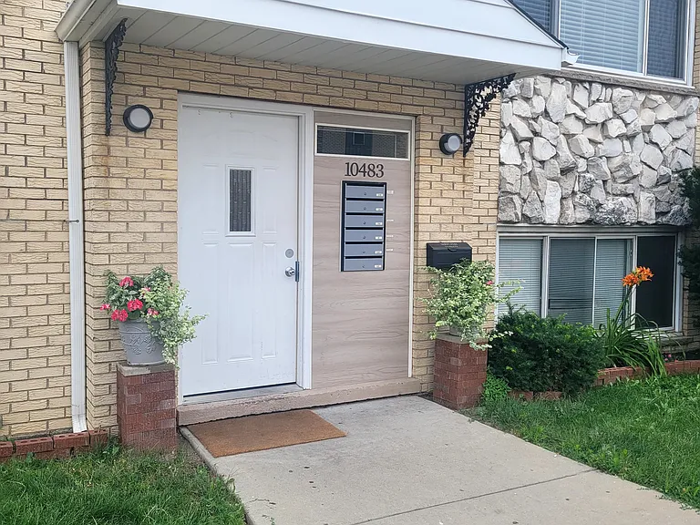 10483 Doris Ct #1W — Photo 4