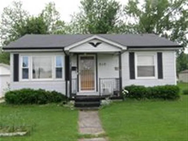 213 Sycamore St