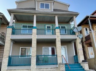 2695 Zinow St, Hamtramck, MI 48212