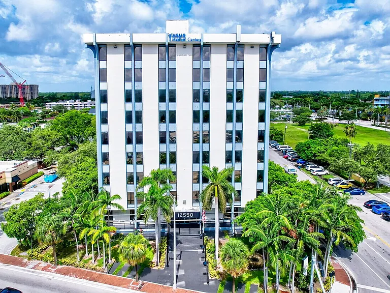 12550 Biscayne Blvd #218 — Photo 1