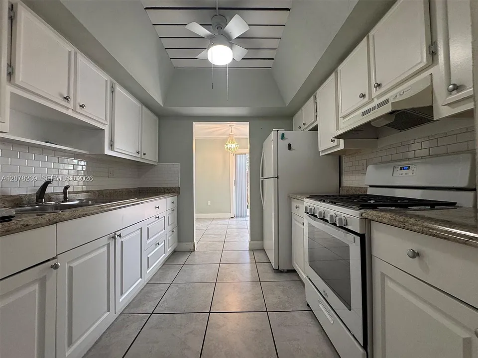 11467 SW 109th Rd #7B