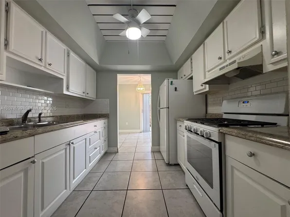11467 SW 109th Rd #7B, Miami, FL 33176