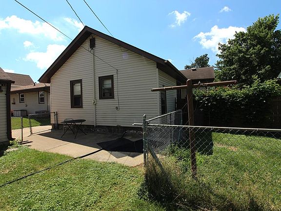 4th image of 2216 9th Ave S