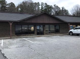 514 S Wall St #B, Calhoun, GA 30701