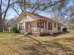 202 Kickapoo St, Jacksonville, TX 75766