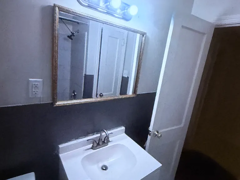 128 Orange St — Photo 21