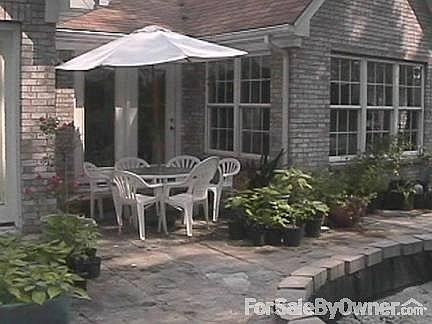 Breakfast knook, patio, and the pond