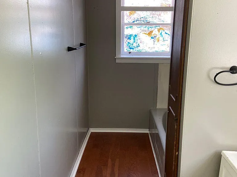 101 N George St #2 — Photo 6