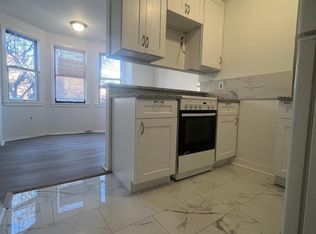 1226 South St #2F, Philadelphia, PA 19147