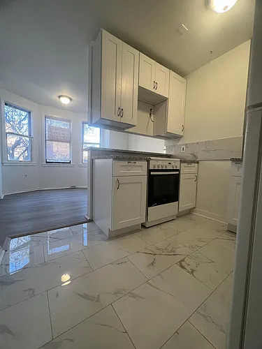 1226 South St #2F Photo 1