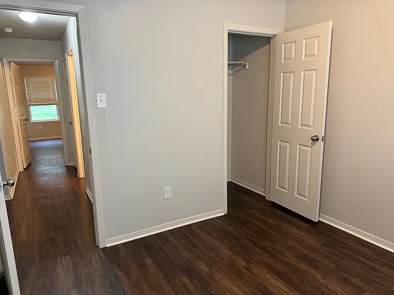 4704 Judes Park — Photo 8