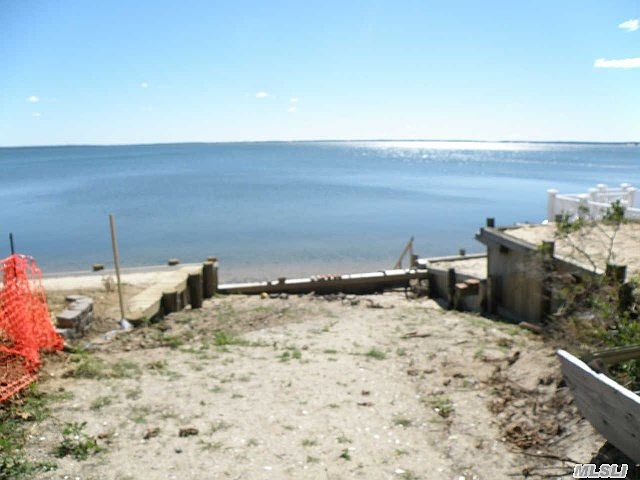 2nd image of 8205 Great Peconic Bay Blvd