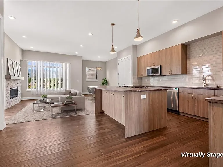 1407 Rogers Ct — Photo 1
