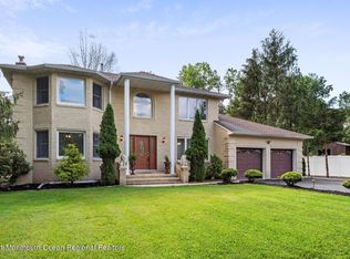 187 Old Forge Rd, Monroe Township, NJ 08831