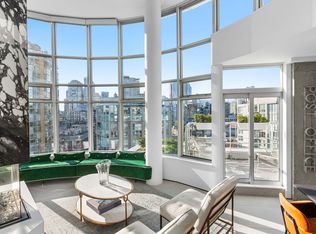 189 Davie St #Penthouse 1701, Vancouver, BC V6Z 2X9