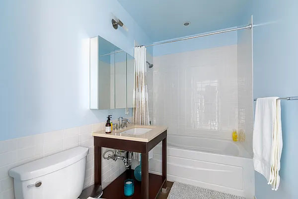 Sold by Compass | media 8