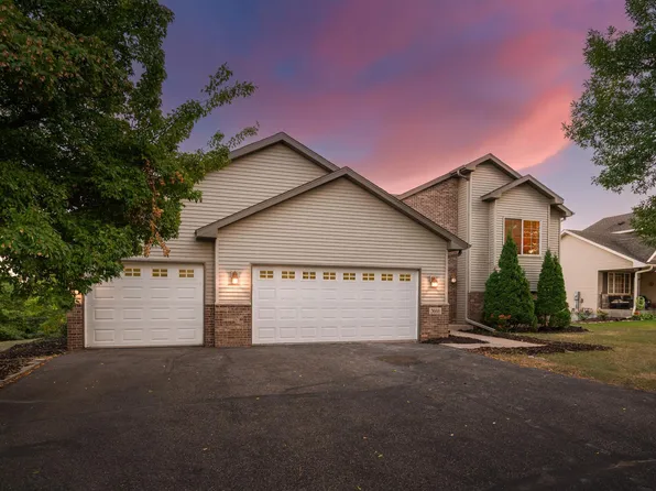 3668 Woodside Dr, Monticello, MN 55362