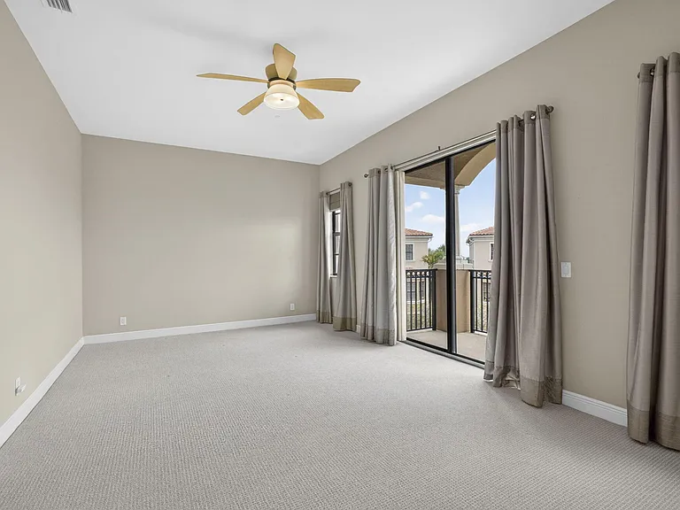 803 Del Sol Cir — Photo 28