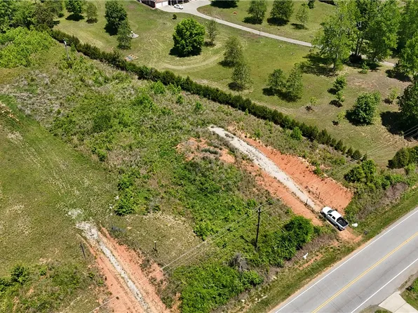 820 418th Hwy, Simpsonville, SC 29680