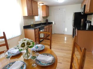251 Neponset St APT 2, Canton, MA 02021