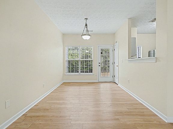4th image of 2545 Walden Lake Dr #1