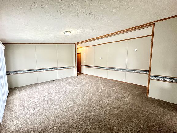 4th image of 9956 Kensington Ct #250
