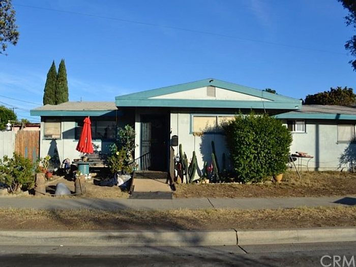 2nd image of 2401 Clarke Ave