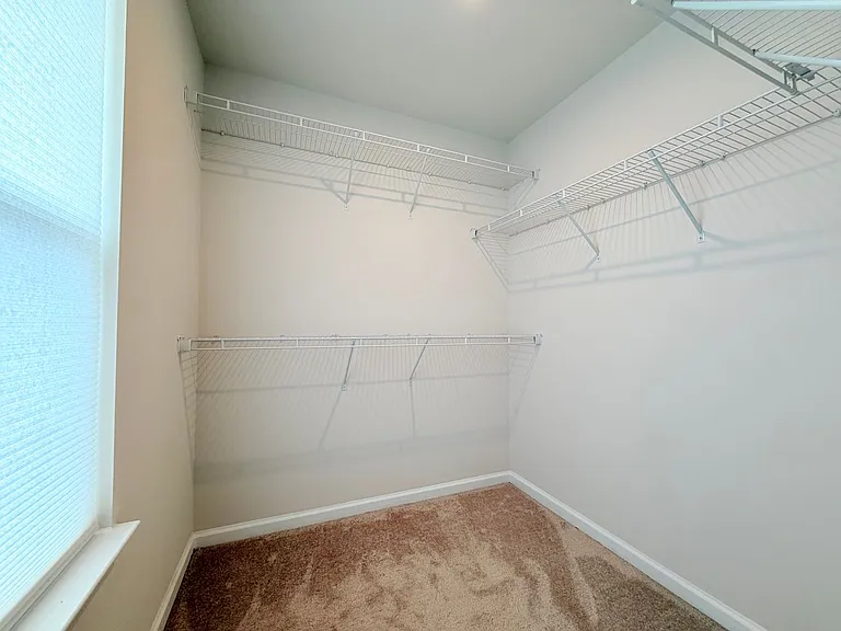 137 Capeside Ct — Photo 9