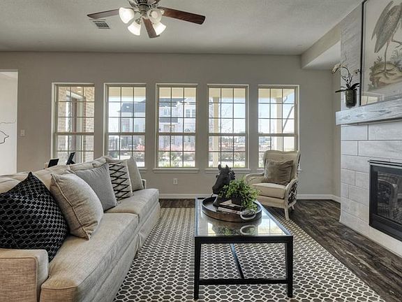 4th image of 18206 Lake Eagle Dr