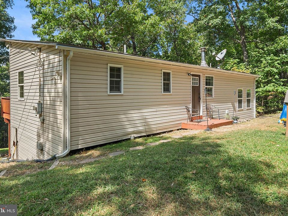 1st image of 358 Wells Dr