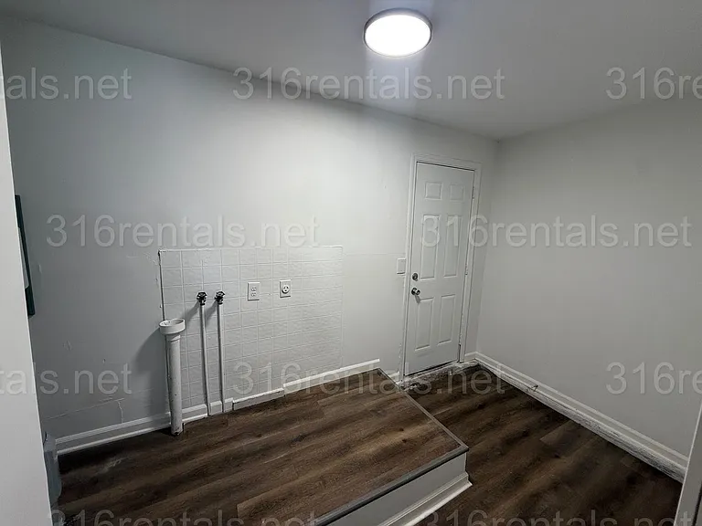 926 N Harding Ave — Photo 9