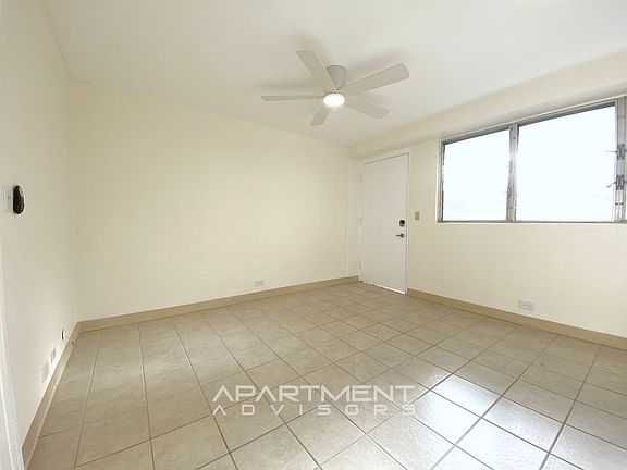 3rd image of 2541 Kuhio Ave #403