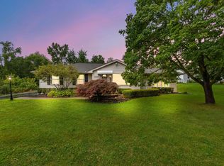 5920 Commerce Rd, West Bloomfield, MI 48324