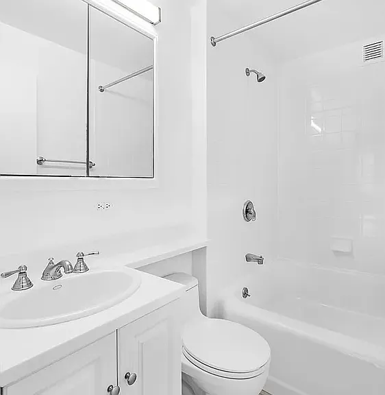40 Park Ave #6C — Photo 8