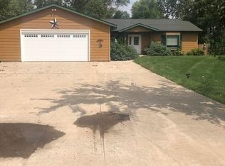 2102 Iona St, Fort Pierre, SD 57532