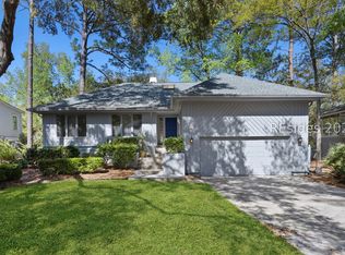 11 Coquina Rd, Hilton Head Island, SC 29928