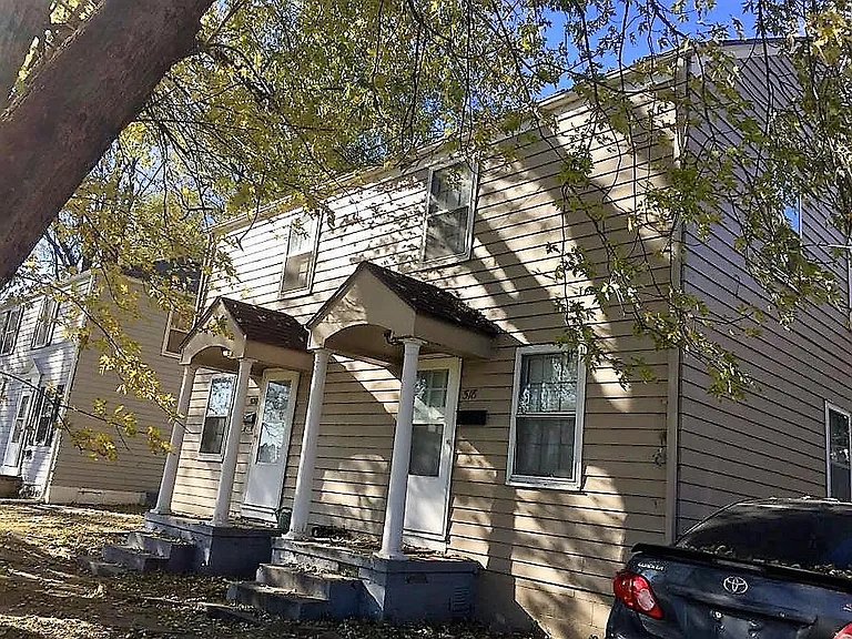 Unit in on the right (north) side