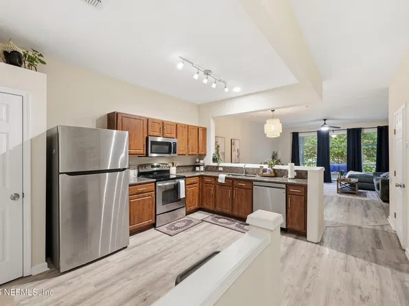 7546 SCARLET IBIS Lane, Jacksonville, FL 32256