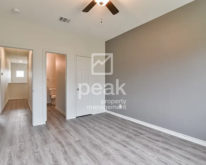 8001 Marydean Ave — Photo 16