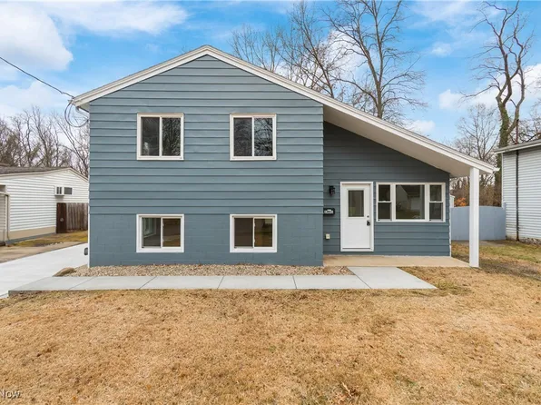 1431 Barcelona Dr, Akron, OH 44313