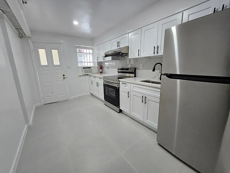30-79 46th St #1R — Photo 2