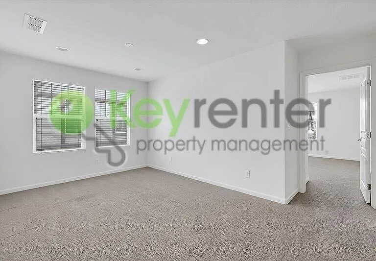 1104 Impressionist Loop — Photo 12