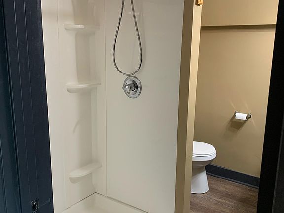 5th image of 370 Bates Ave Unit 2