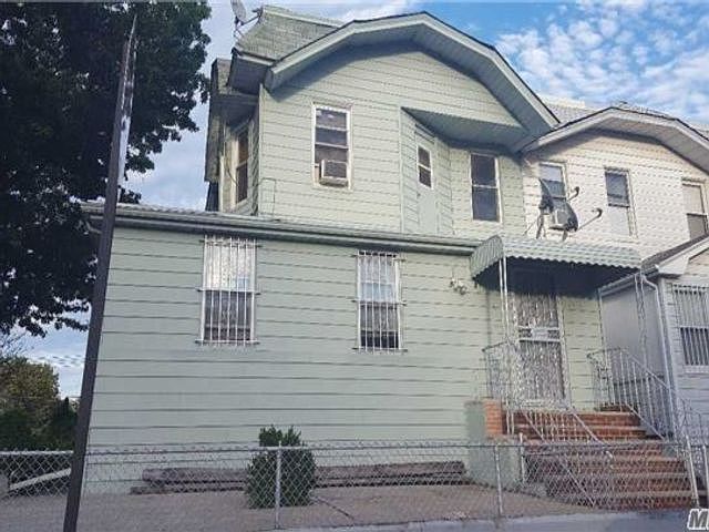 1st image of 3103 93rd St